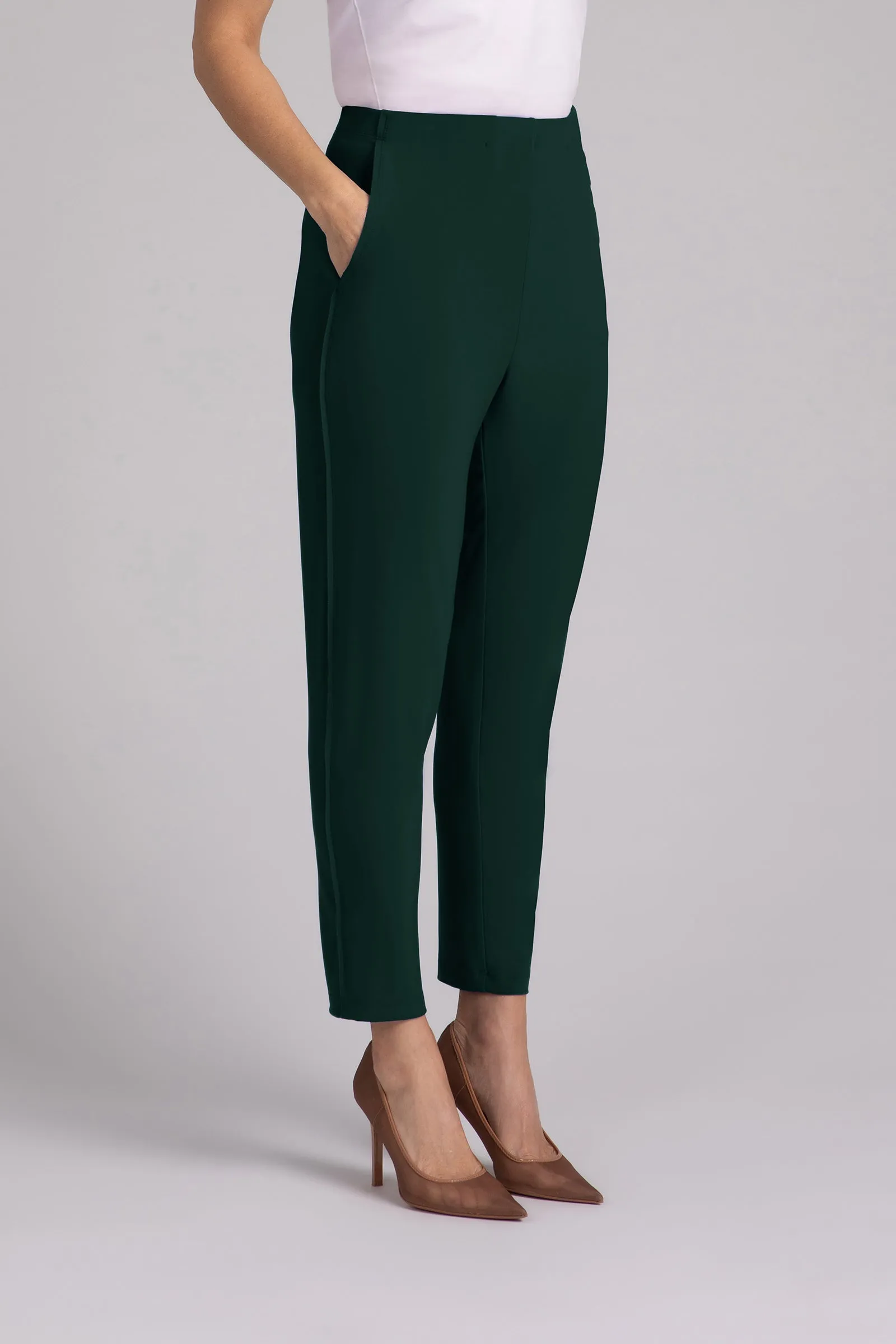 Flounce Pencil Pant | Evergreen